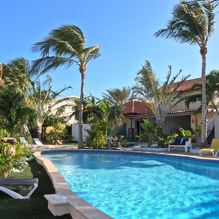 Casalina Garden 2 Blocks To Palm Beach & Kitesurfing School Exterior photo