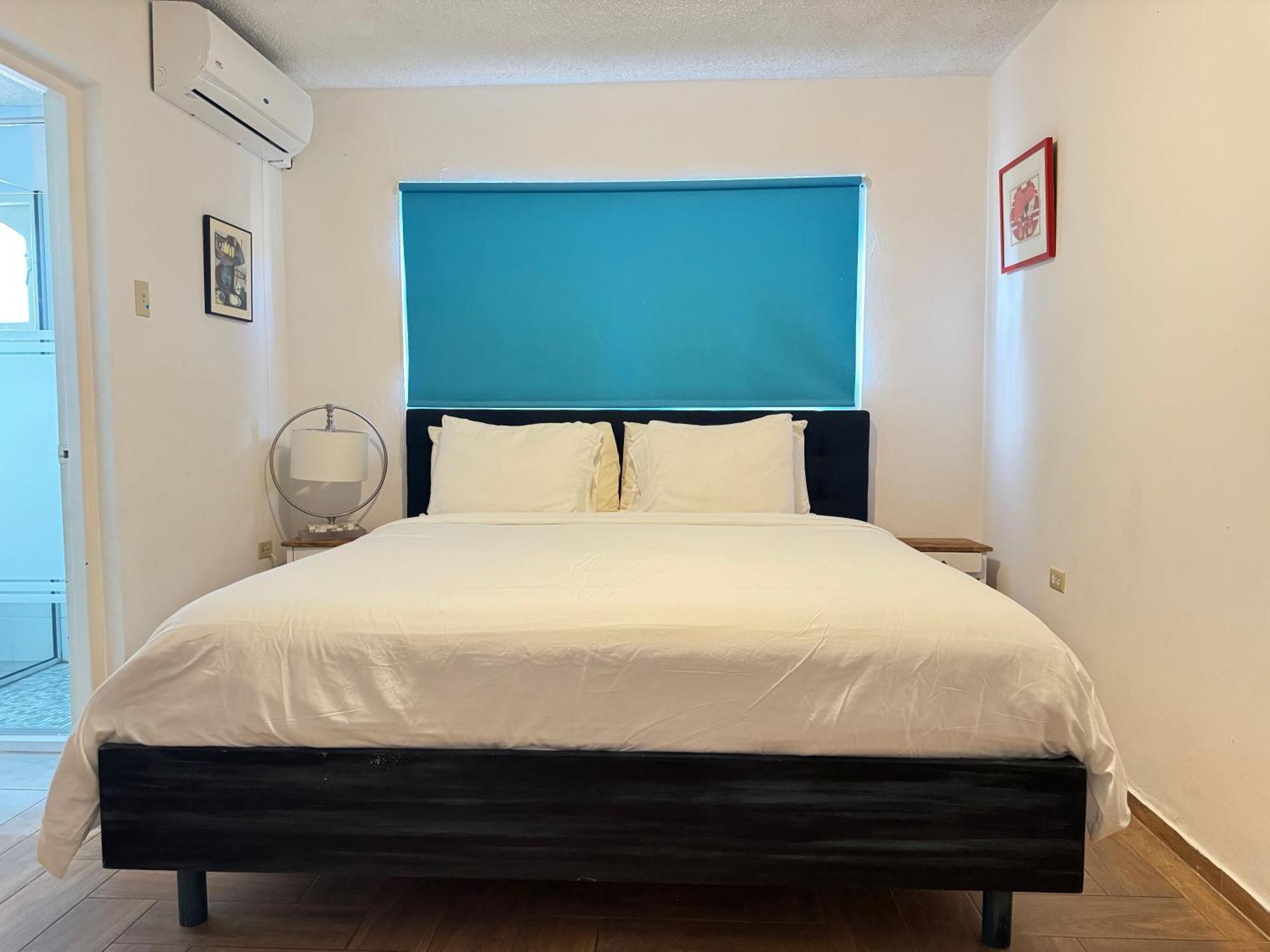 Casalina Garden 2 Blocks To Palm Beach & Kitesurfing School Room photo