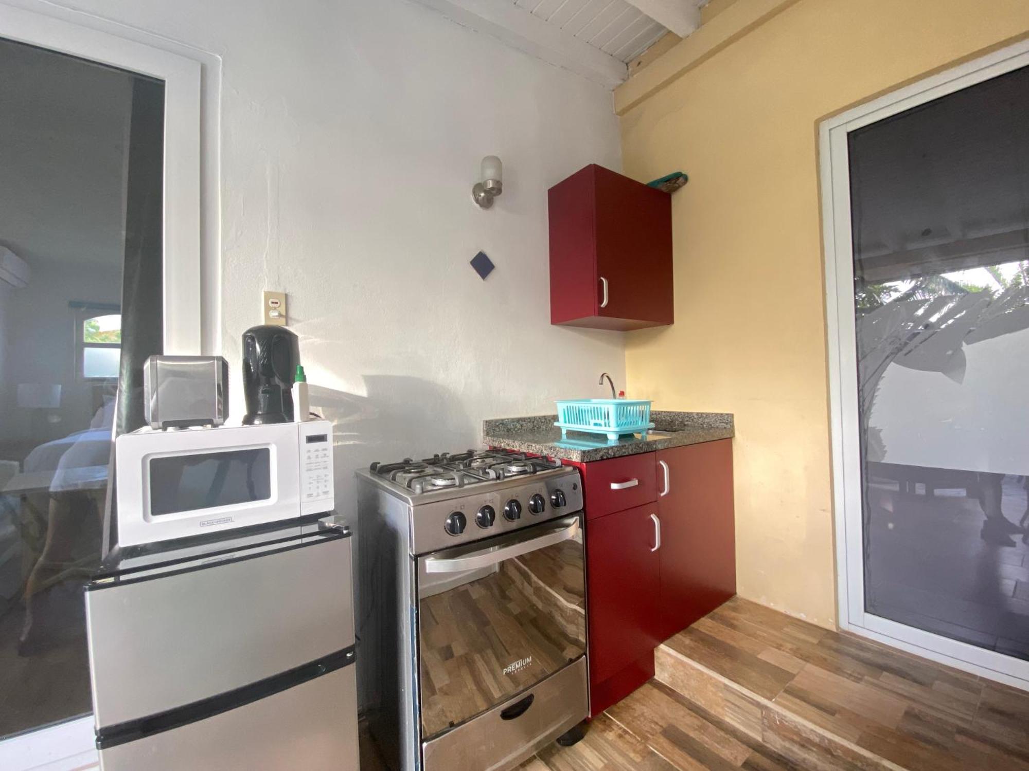 Casalina Garden 2 Blocks To Palm Beach & Kitesurfing School Room photo