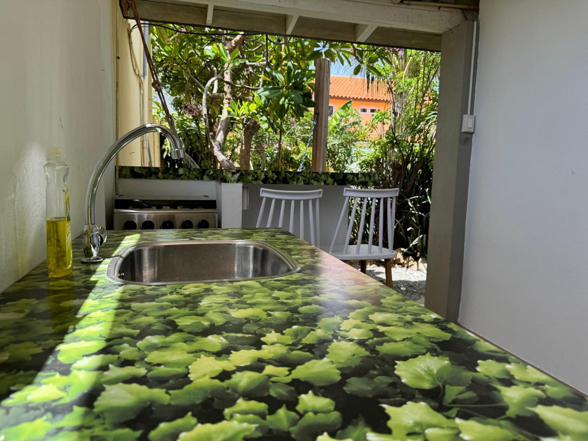 Casalina Garden 2 Blocks To Palm Beach & Kitesurfing School Exterior photo