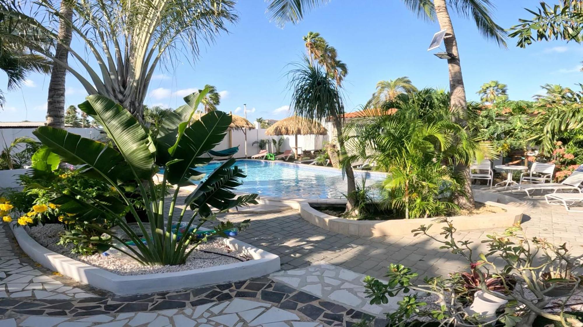 Casalina Garden 2 Blocks To Palm Beach & Kitesurfing School Exterior photo